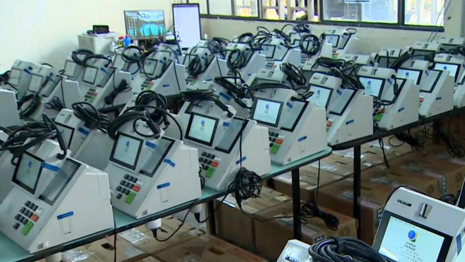 TSE: 4.352 seções eleitorais mudaram de local para o 2º turno