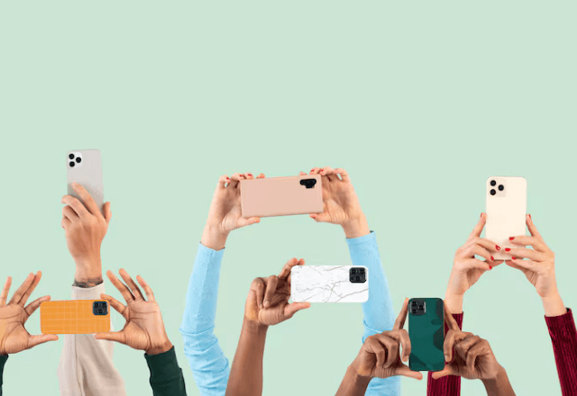 Estudo revela que o celular se tornou o principal meio de compras online no país.