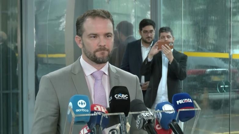 Durigan promete manter o trabalho e apoia a “redução uniforme de incentivos fiscais”