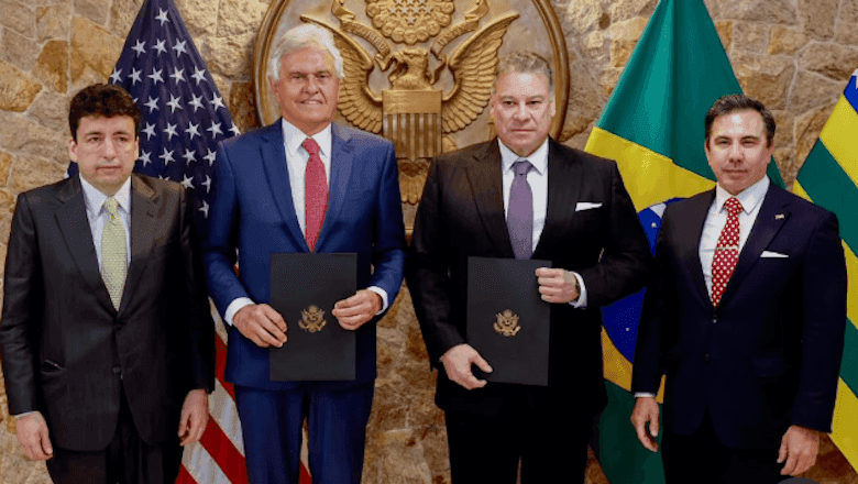 Empresas dos EUA estabeleceram pacto mineral com Goiás devido à ausência de resposta do governo Lula, afirma diretor.