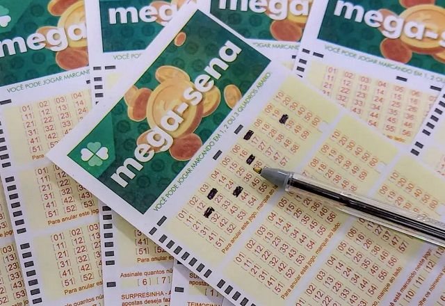 Mega-Sena realiza sorteio com prêmio de R$ 50 milhões neste sábado (7)