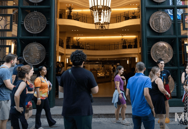 B3 organiza uma semana de aulas gratuitas sobre finanças e investimentos; descubra como se inscrever.