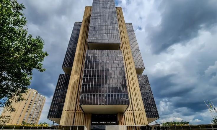 Copom diminui a taxa de juros para 14,5% ao ano.